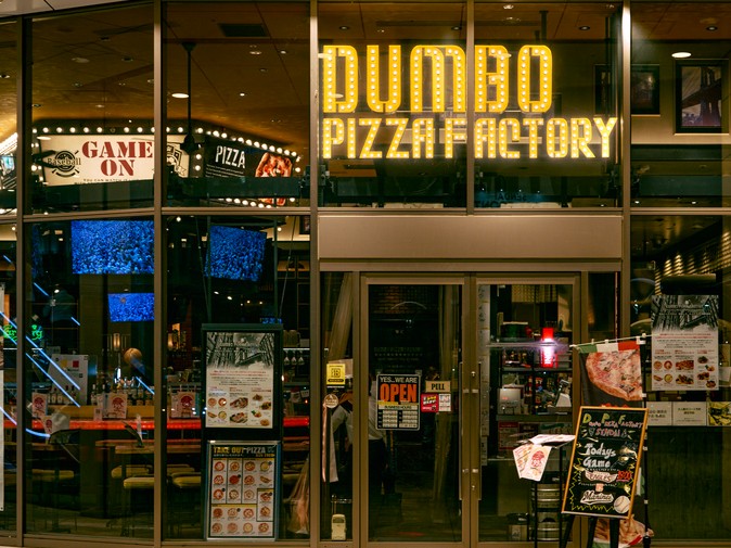 やりたいことがあれば、企画してプレゼンし、承認されれば出店をすることもできます!