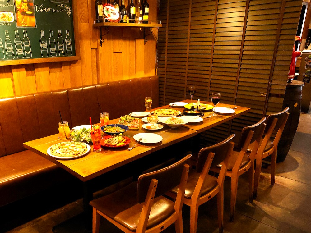 自己資本比率86.5%は業界トップクラスです。抜群の安定感があり、店舗は全店直営で展開しています!