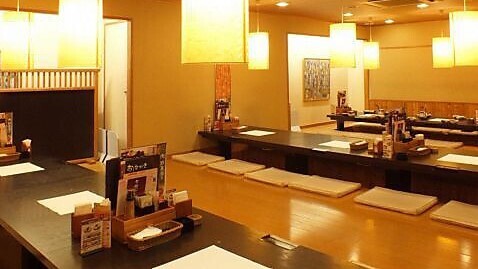 手厚い店長育成カリキュラムがあり、入社後半年から1年半以内という早期の店長昇格を目指せます。