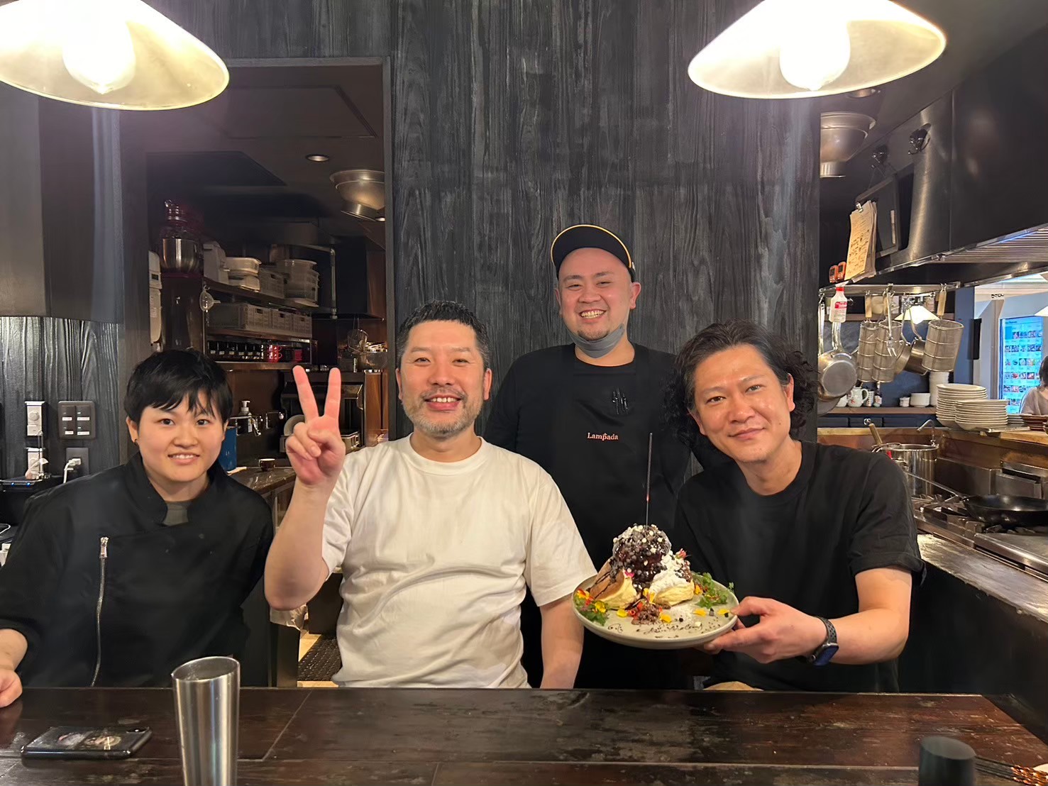 キッチン業務からサービスやマネジメント業務まで、幅広い経験が積める環境です。