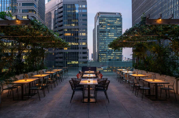 クリエイティブ力と圧倒的なマーケティング力を駆使し、”ワクワク体験”ができる『遊び場』を提供