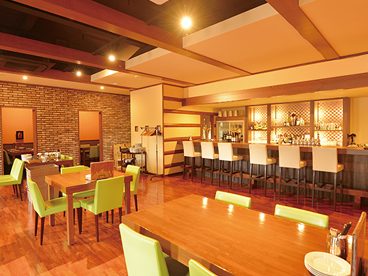 カジュアルなシーンから特別な日のディナーまで、幅広くご利用可能◎※写真は既存店です