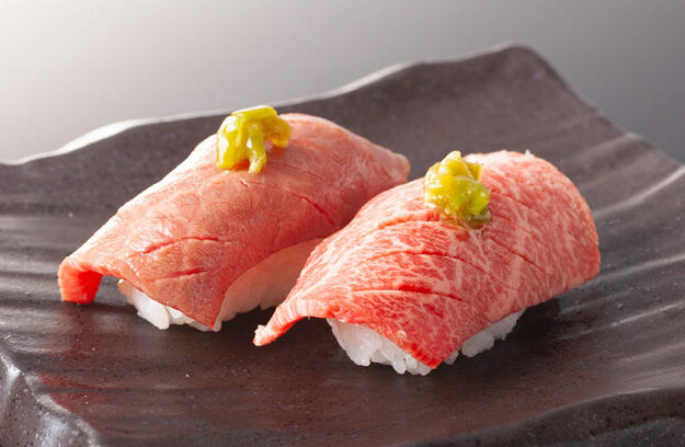 メニュー考案にも関われます。