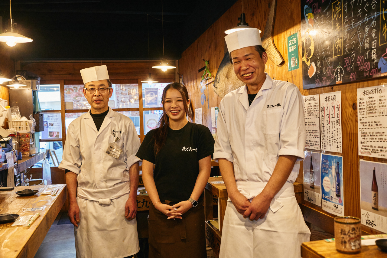 個性豊かなスタッフがたくさんいますよ♪お客さまはもちろん、スタッフとのコミュニケーションも大切に！