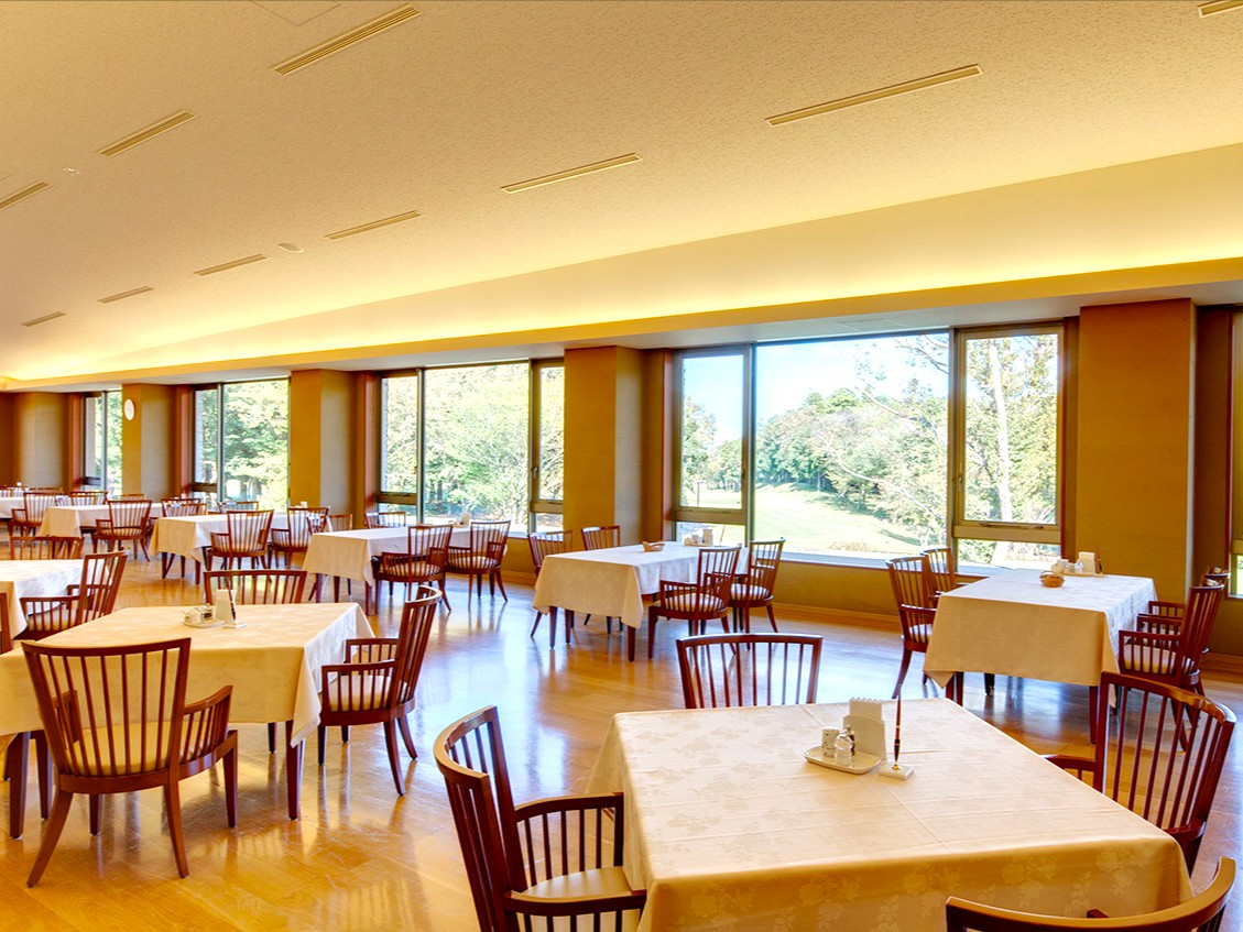 スタッフとのコミュニケーションを大切にしながら業務に取り組んでください