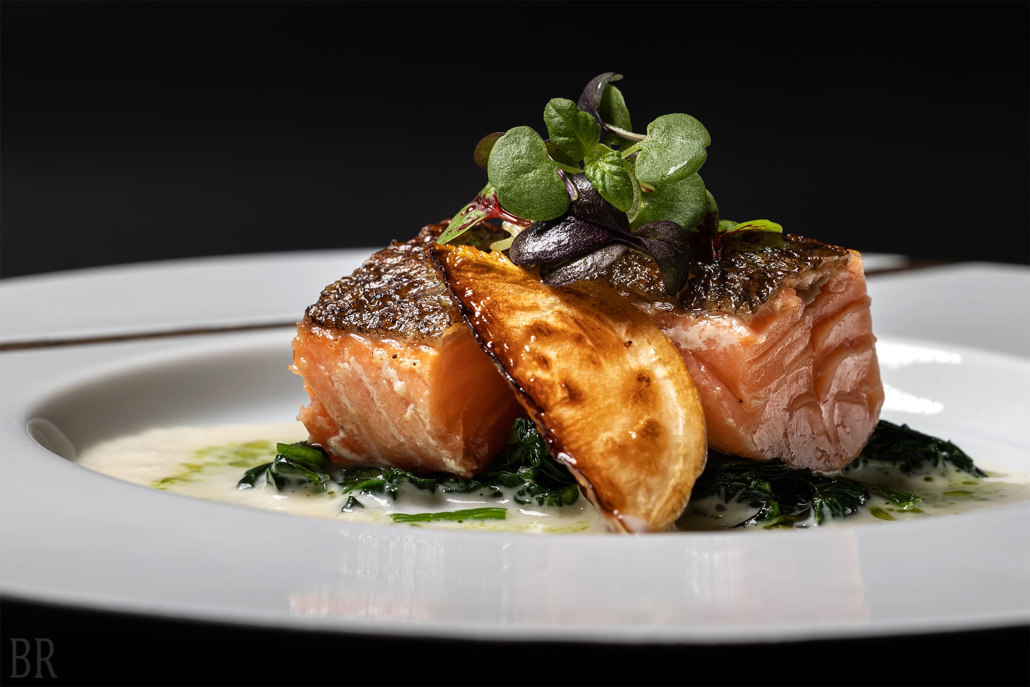 地域食材を活かしたコース料理を、プライベートオーベルジュで届けませんか?