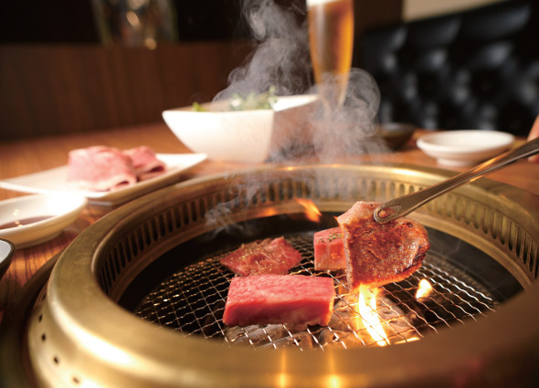 A5ランク雌牛のみを使用。注文ごとにカットするから鮮度が違います。