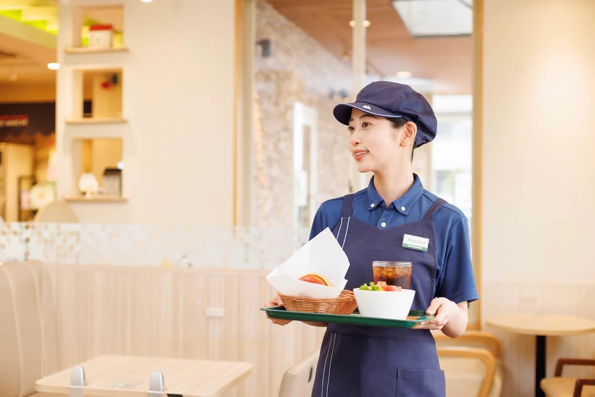 副店長・店長へステップアップも目指せます◎