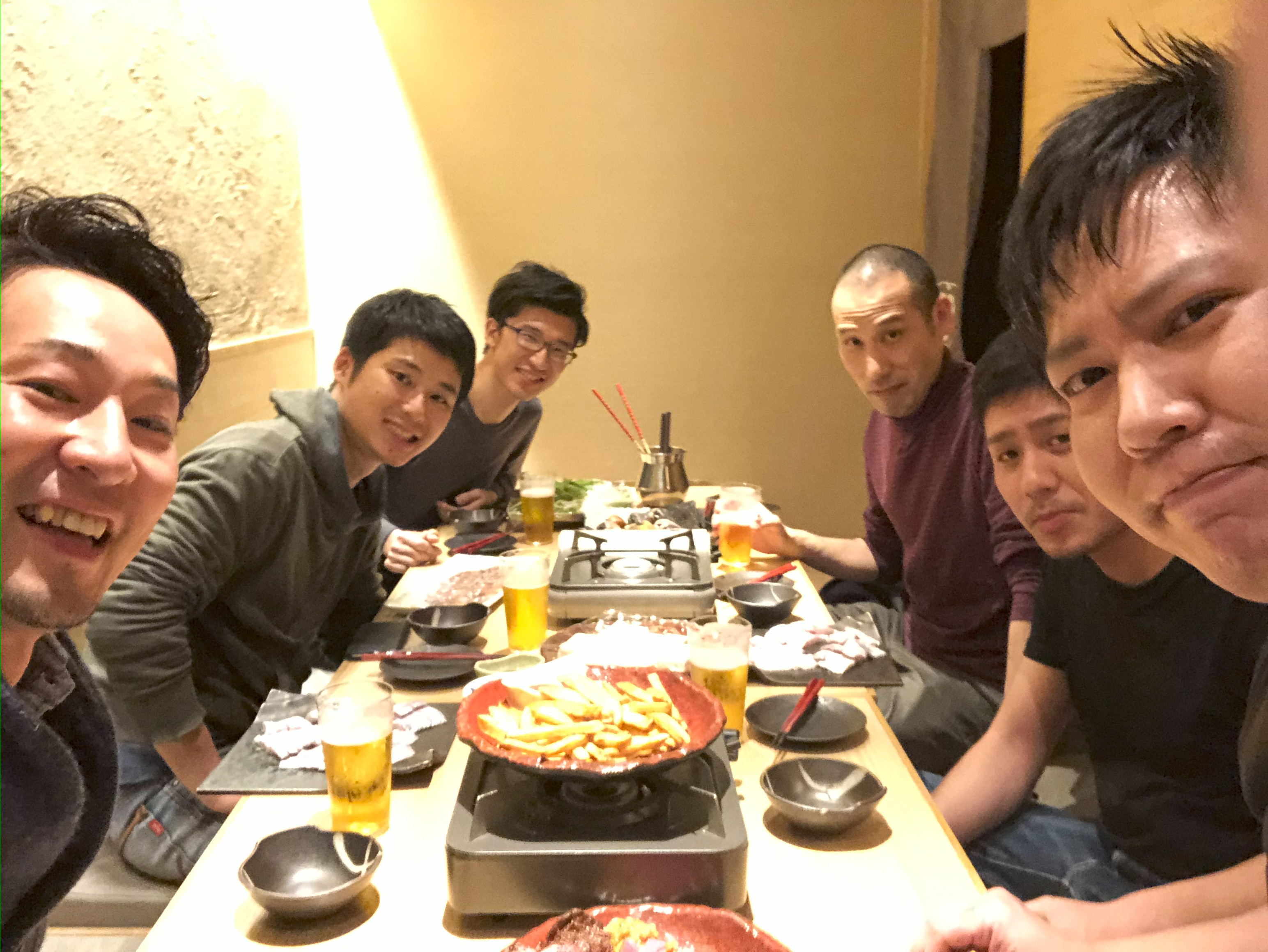 どの店舗でも、仲間と一緒にチャレンジできる風土が根づいており、和気あいあいとした職場です。
