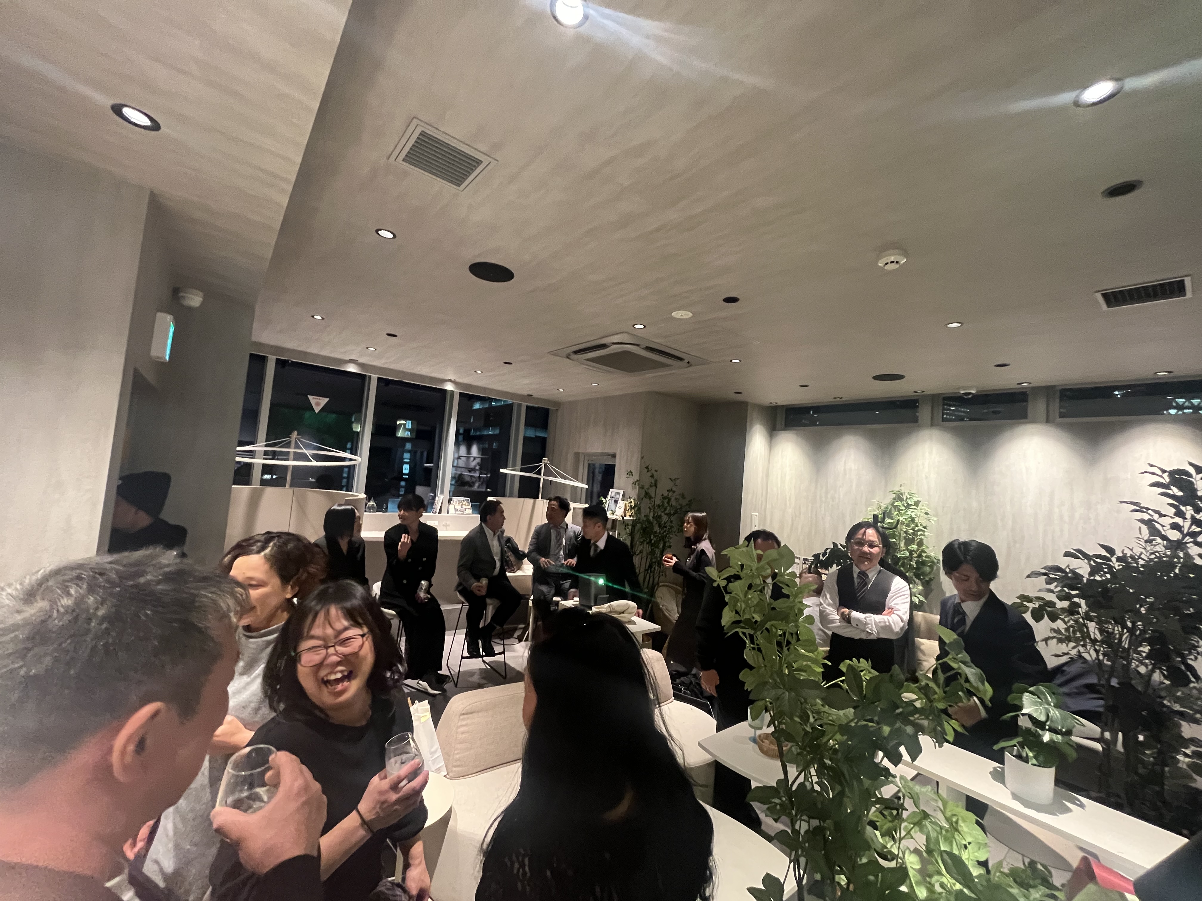 自分たちが行きたくなる店をつくる。それが私達が大切にしている言葉です。
