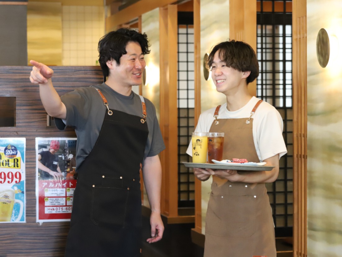 接客も調理も少しずつ。仲間と一緒に学びながら、一歩ずつステップアップ！