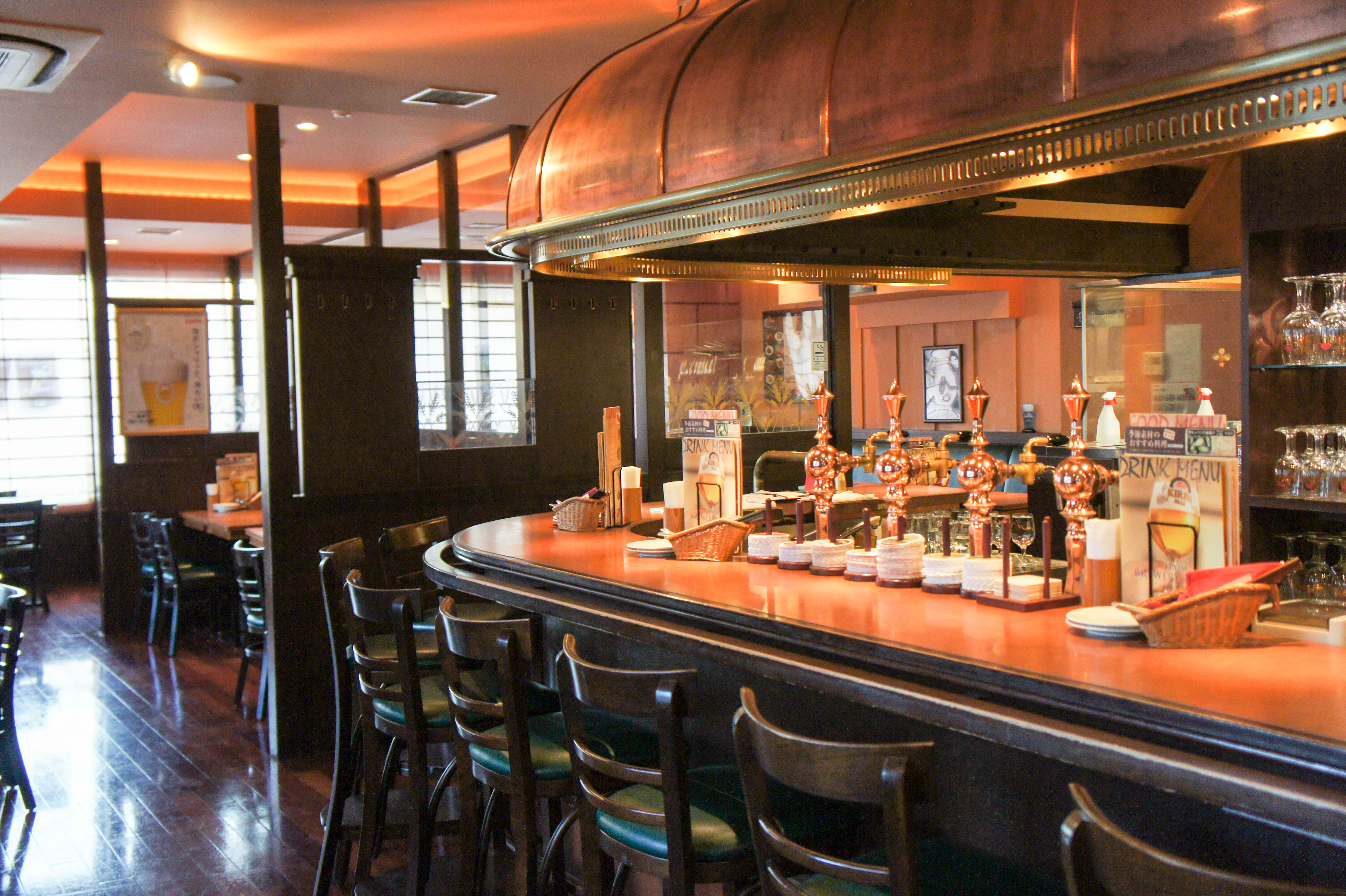 チームワーク抜群!スタッフ同士の仲の良さも魅力です。