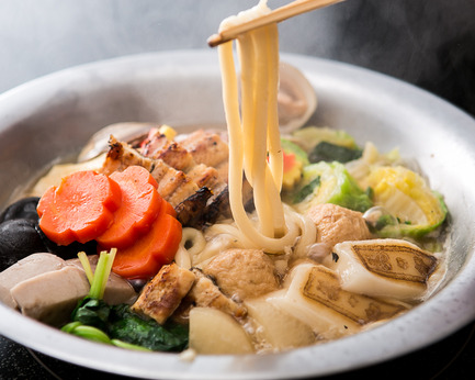 「うどんすき」でお馴染みの「美々卯」!伝統の味とおもてなしを守り続けています。