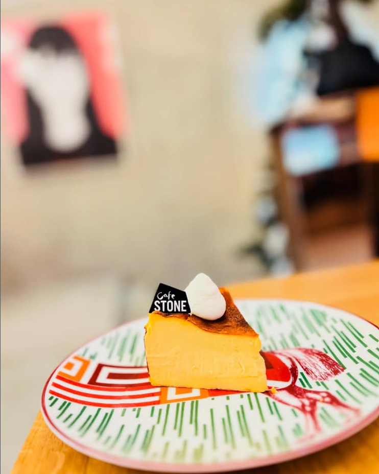 季節感のあるスイーツやドリンクは、彩りも味わいもやさしく。