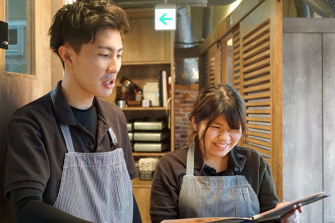 年齢や役職を越えて、本気で向き合えるチームと共に働きませんか?