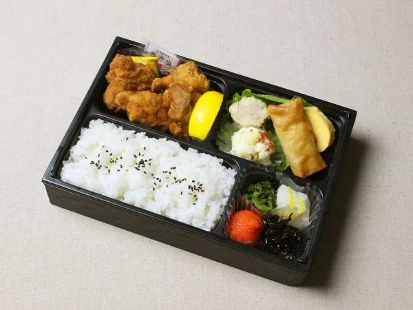 運転好き必見!誰かの役に立つ、やりがいあるお弁当ドライバー。