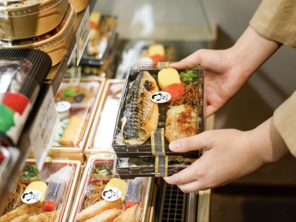 短時間で収入UP!人気弁当の調理補助スタッフ募集!