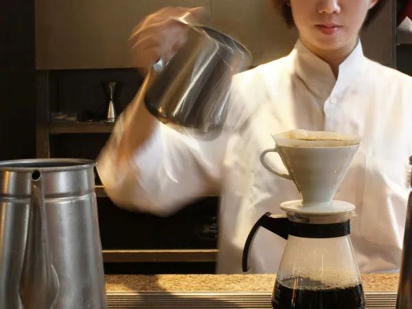 経験者優遇!プロの技を活かし、家庭でも役立つスキルを磨く。