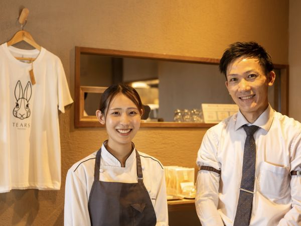 店舗を任され、経営を学べる。挑戦したい人を応援します。