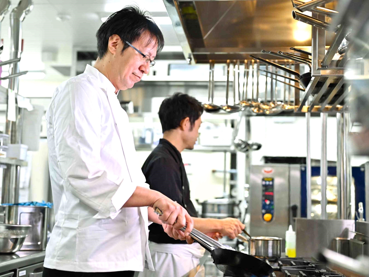  コミュニケーションが盛んな職場で、相談も提案も気軽にできる雰囲気のよい環境です