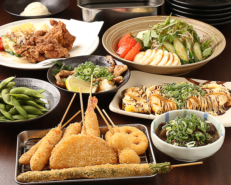串カツだけじゃない!一品料理も豊富に楽しめるラインナップ。