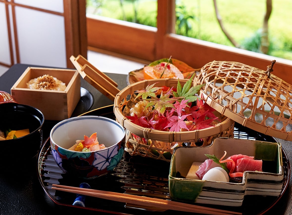 季節の彩りを五感で味わう。伝統と創意が息づく一皿