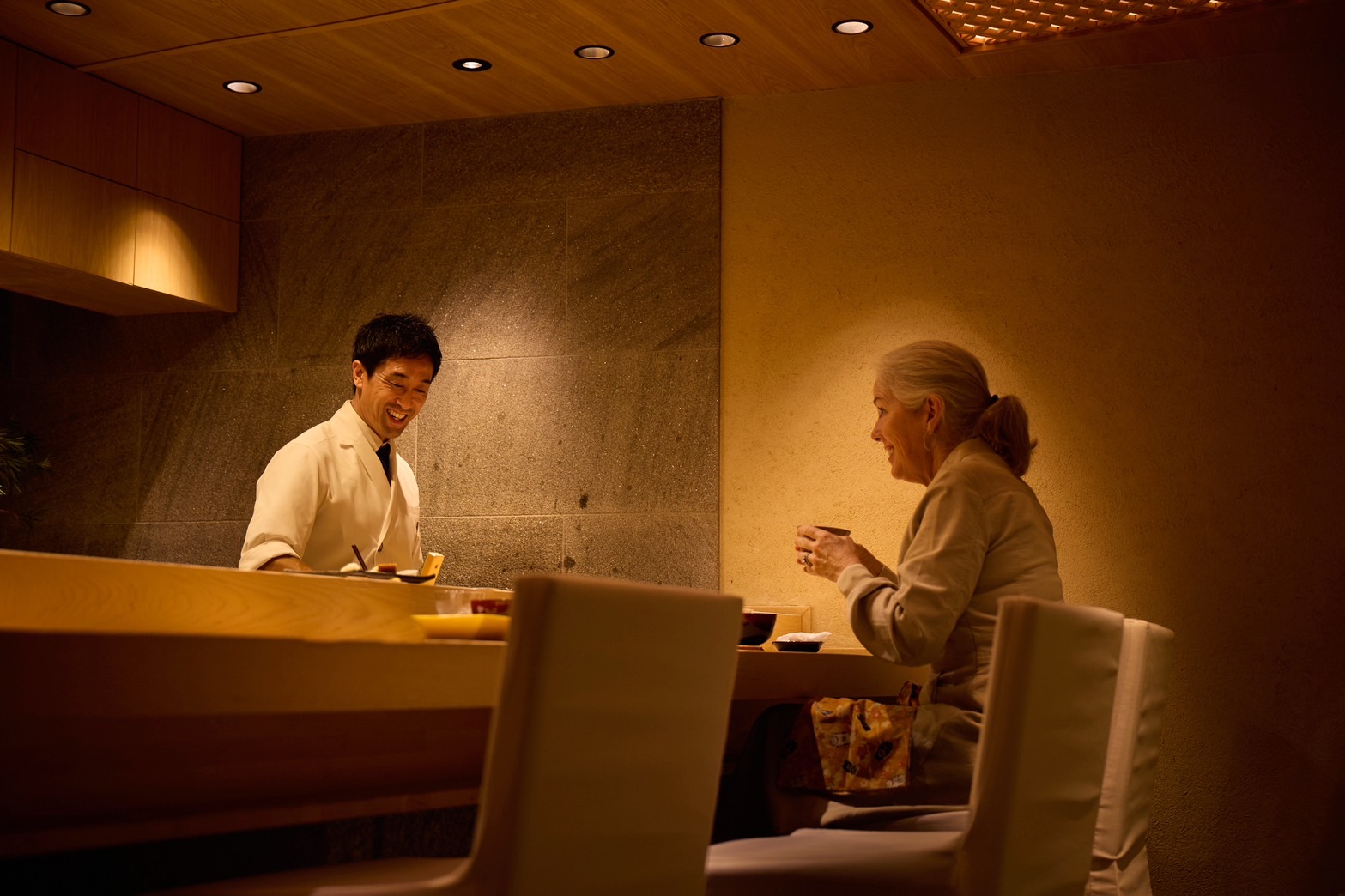 海外のお客様との交流も。語学力を活かせる職場です。