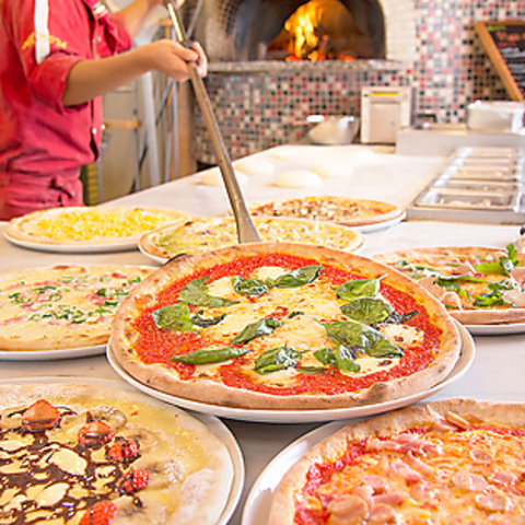 こだわりのイタリア食材で、本場の美味しさと楽しさを追求しています