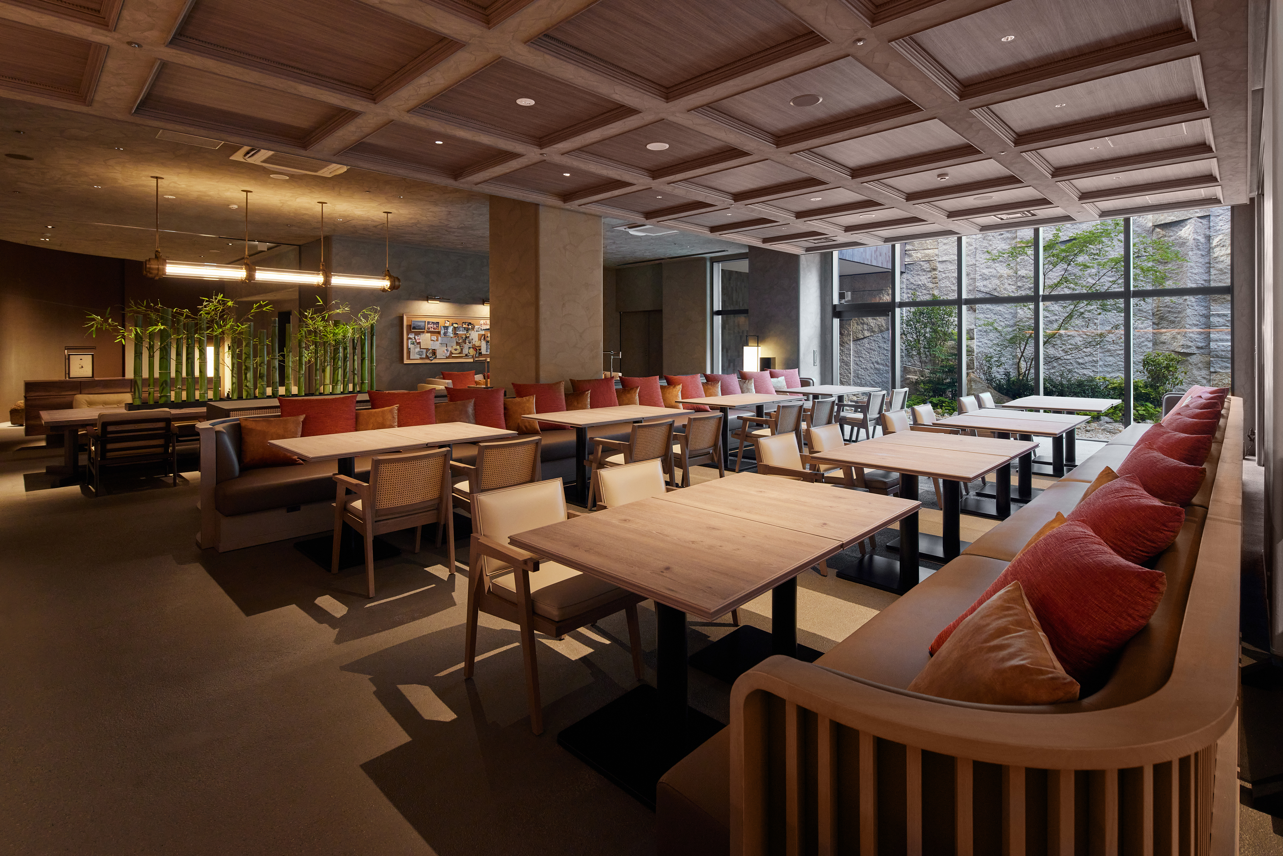 堅苦しさのないフラットな現場なので、マネジメントを磨きやすく、更に成長できる現場です。