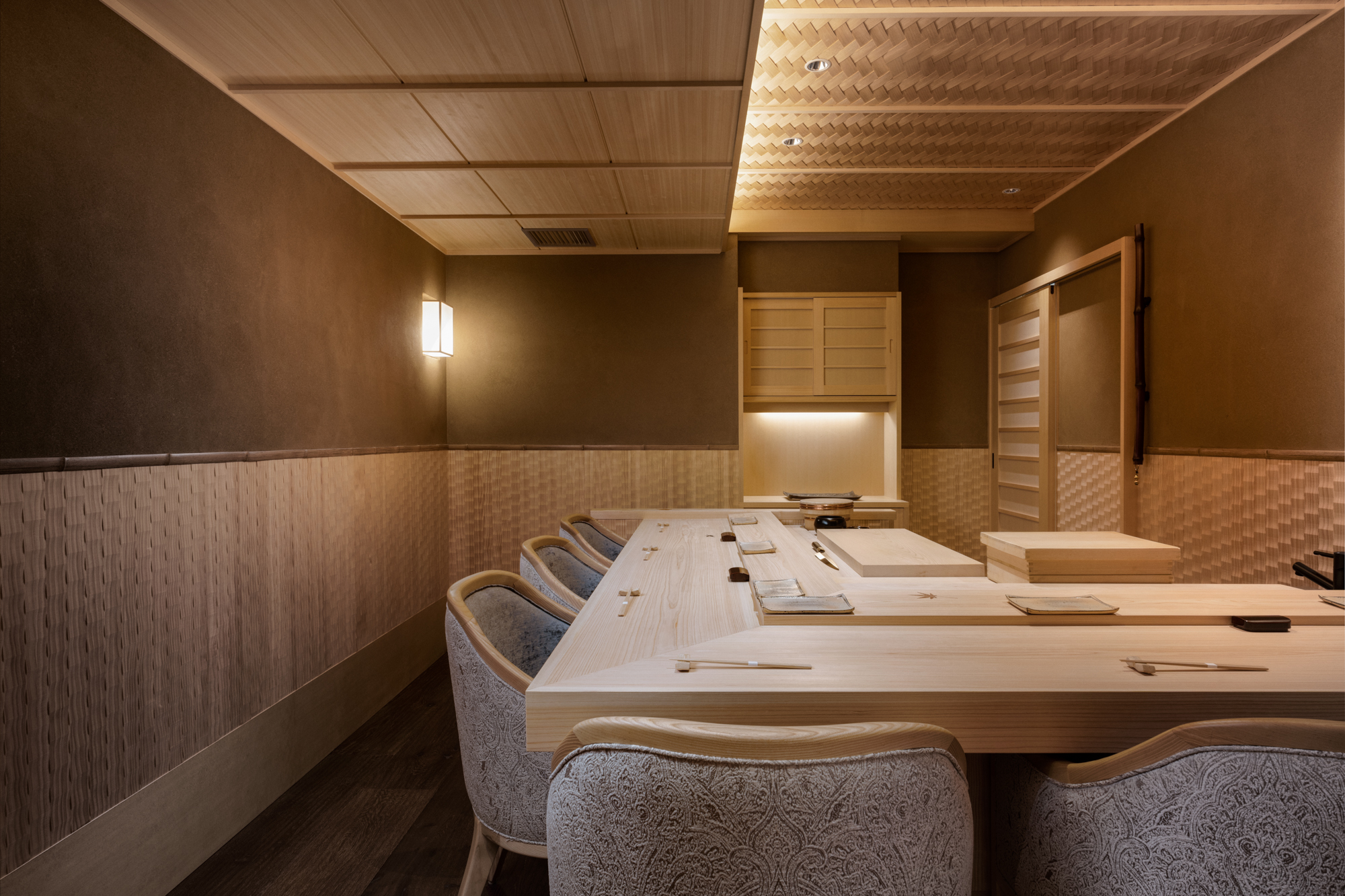 国内外のゲストに本物の鮨と和の文化を提供しませんか?