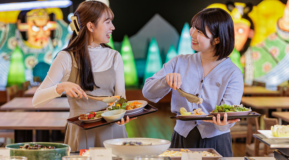  地域色豊かな料理を豊富にご用意しています。