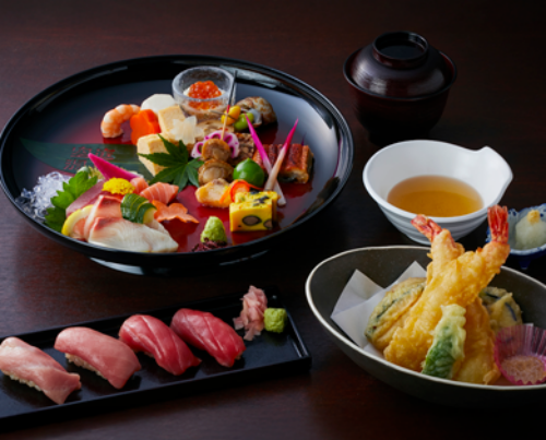 旬が味わえる料理や、大阪の美味いもんを取り揃えています。