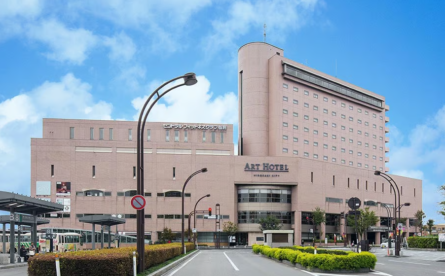 JR弘前駅前に立地。ビジネスからレジャー、記念日の食事会など幅広くご利用いただいています。