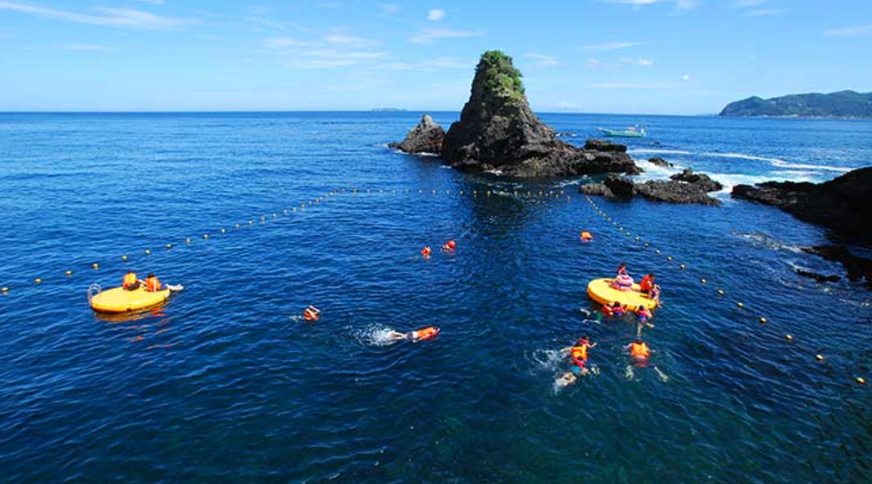 リニューアルを終え、お客様もさらに増えて活気いっぱいのホテルです。海のアクティビティも充実!