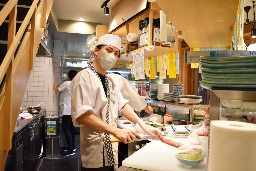 FC店運営と自社ブランドの両輪だからこその安定感と冒険心！やりがいをもって長くご活躍できます。