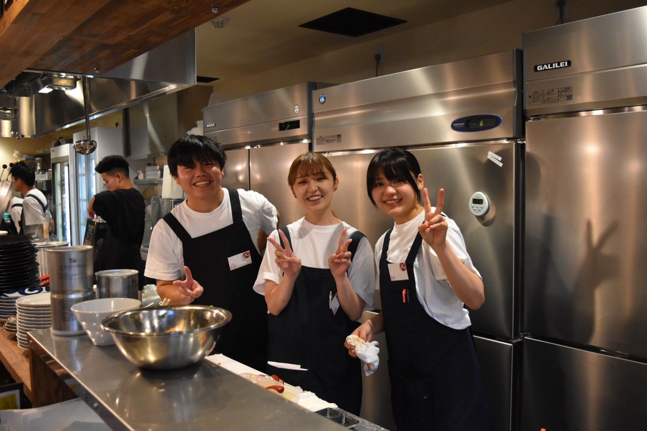 FC店運営と自社ブランドの両輪だからこその安定感と冒険心！やりがいをもって長くご活躍できます。