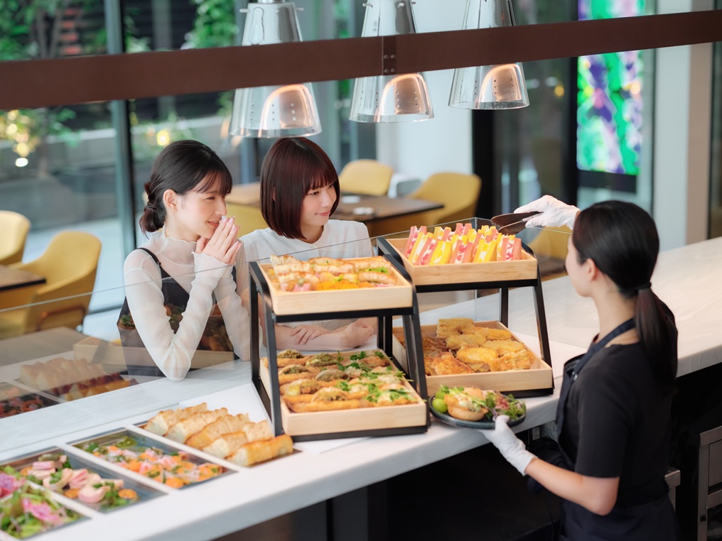 朝食・ランチ・ディナーで異なるスタイルの料理に携わり、経験の幅を広げられます。