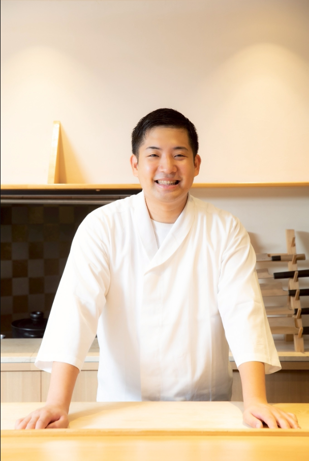 完全予約制の落ち着いた空間。一組一組のお客様と丁寧に向き合える環境です。