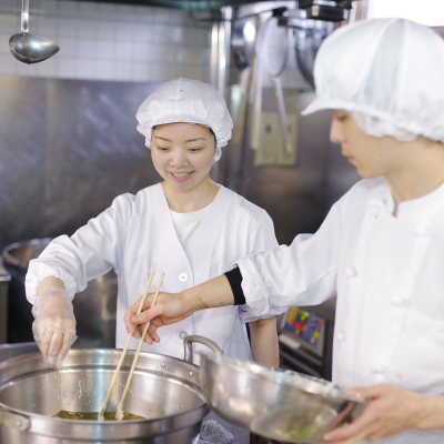 私たちのモットーは「見て美味しい・食べて美味しい・安心安全なパールのお食事」です！