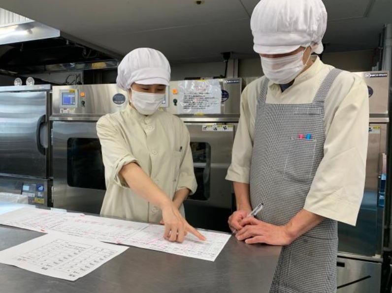 心を込めた食事で利用者さまに笑顔を届ける、店舗責任者候補募集！