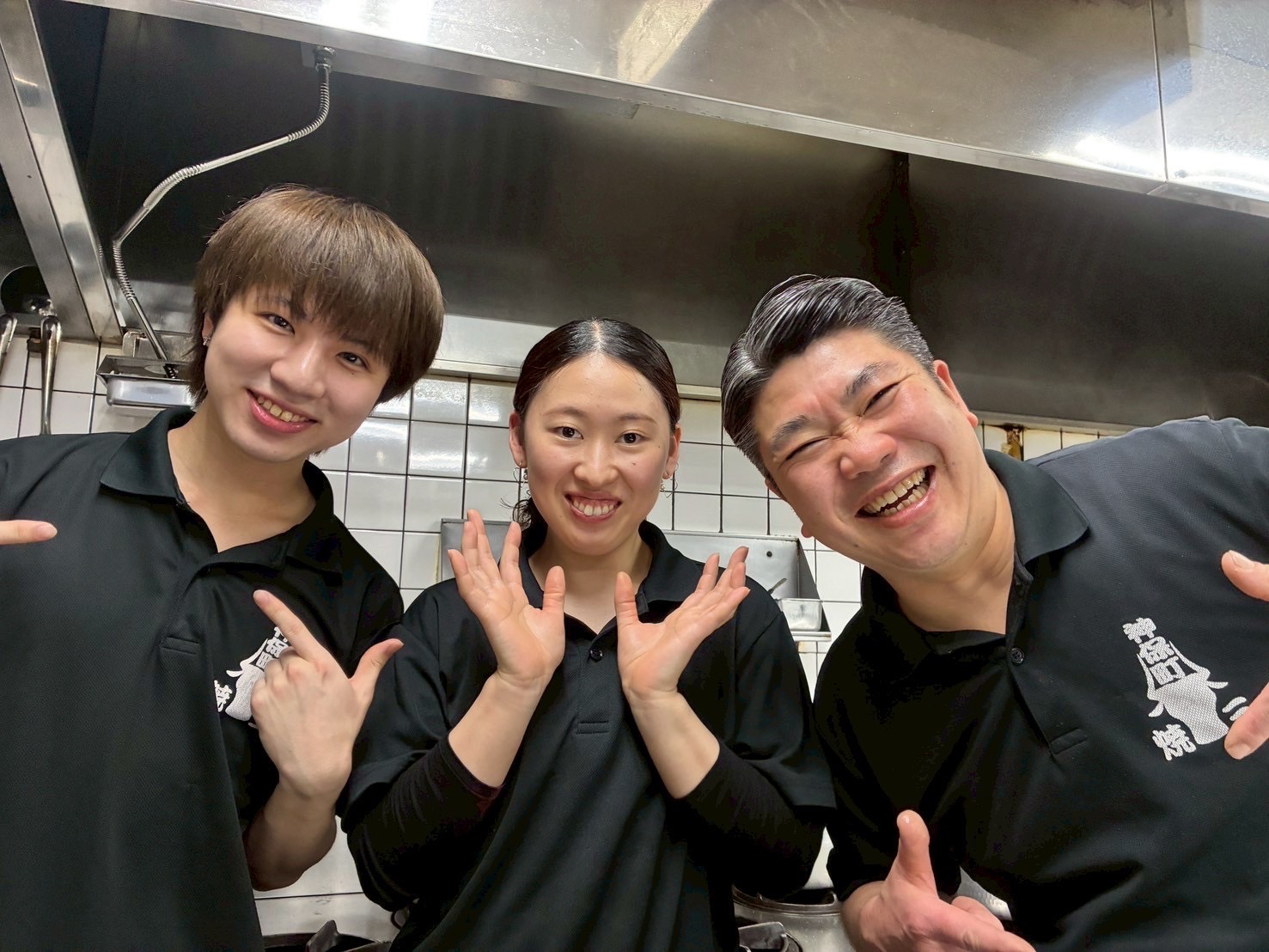 休憩中は和気あいあい。仕事の相談からプライベートの話まで、何でも話せる環境です。