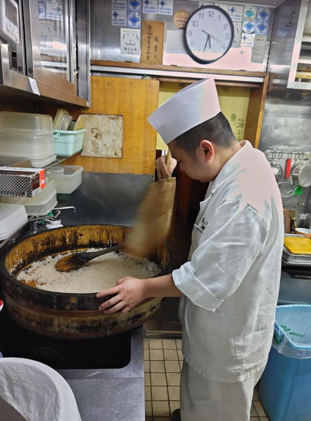 豊洲から直接仕入れるネタは新鮮そのもの。食通がかよう寿司屋です。
