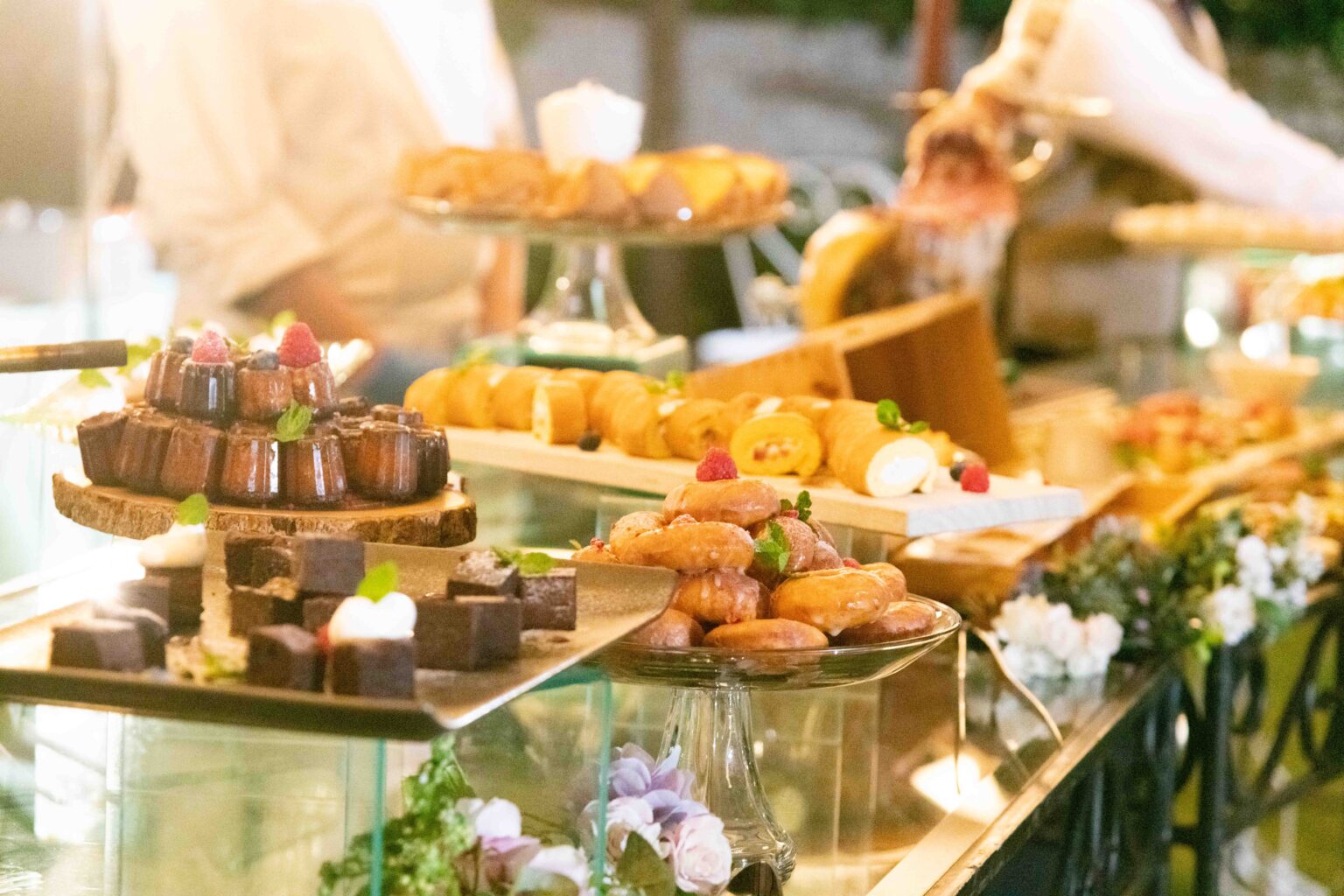 スタッフとのコミュニケーションを大切にしながら業務に取り組んでください