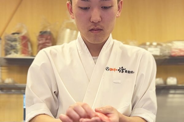 海外・首都圏で展開中！人気回転寿司ブランド─ 成長中の業態で、アイデアをカタチにできる環境です。