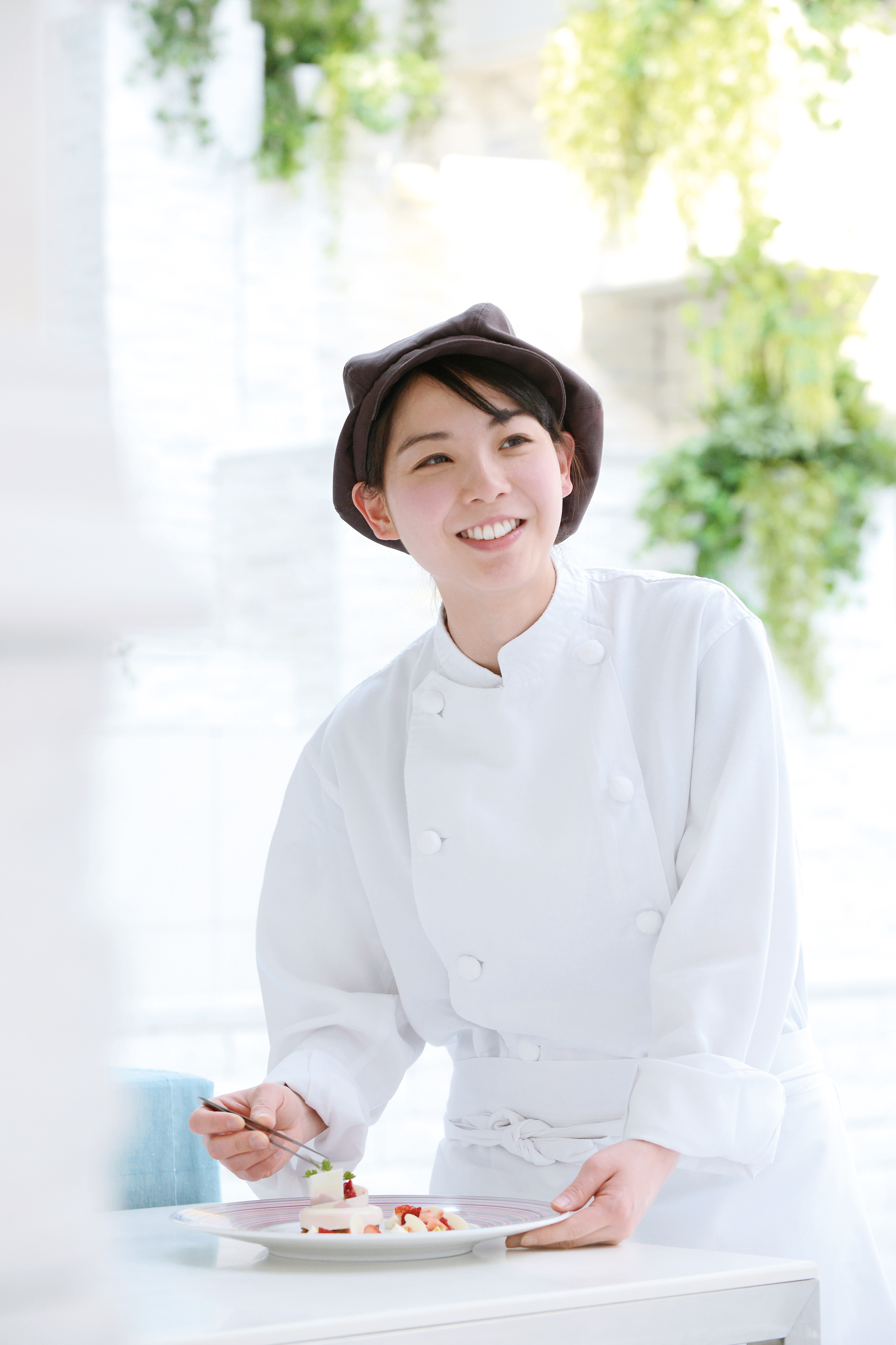 まるで映画のワンシーン。ガーデンパーティの非日常感を、料理で演出できるロマンチックな舞台です。