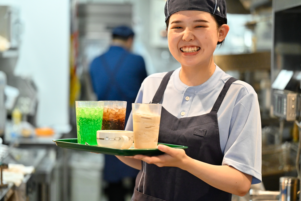 地域密着の運営をおこなう「モスバーガー」だから、お客様と親しみ持って接することができます！