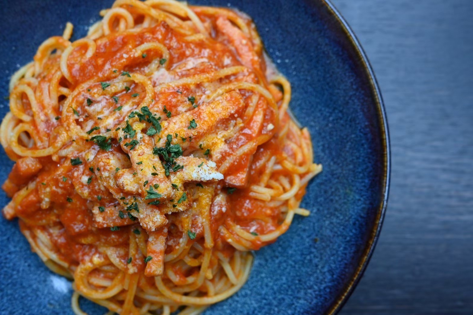 インセンティブ&昇給制度◎ 売り上げ達成ごとにボーナス支給!さらに、随時昇給のチャンスもあります。