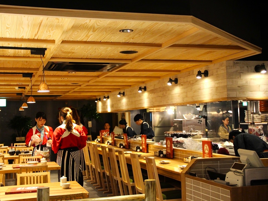 高知での本格研修あり！新鮮な鰹の美味しさの秘訣と本物のおもてなしを学べます。