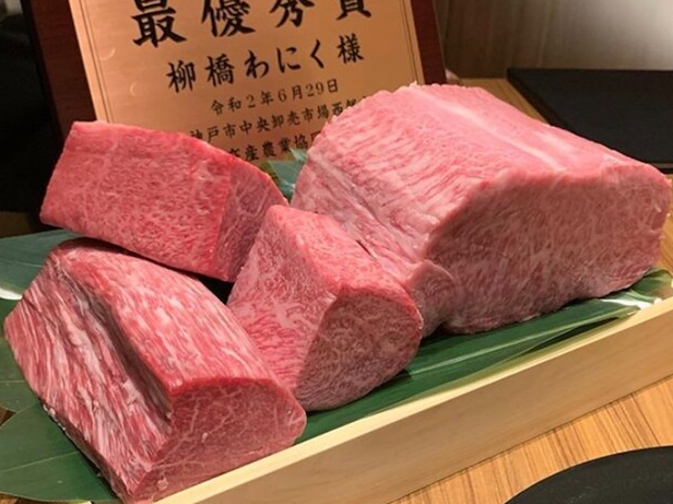 月給45万7321円~!日本が誇る「和牛」「酒場文化」を広めて下さるエリアマネージャーを募集!