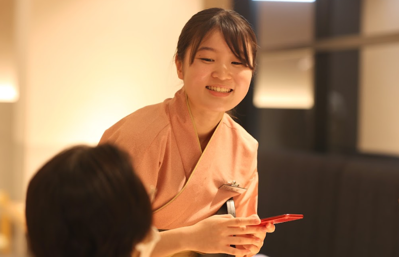 サービス業務の経験があれば業界不問！五感と記憶に残るおもてなしを提供していきましょう。